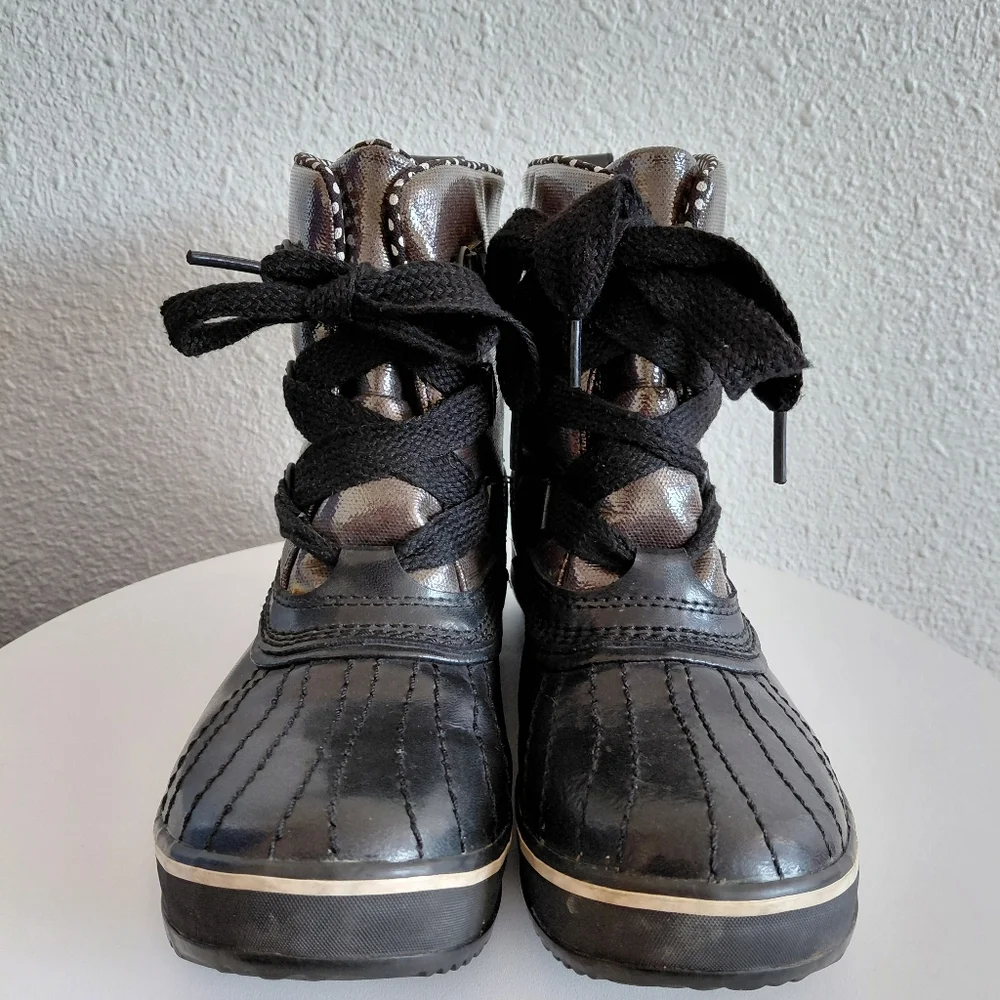 Sorel tivoli boots